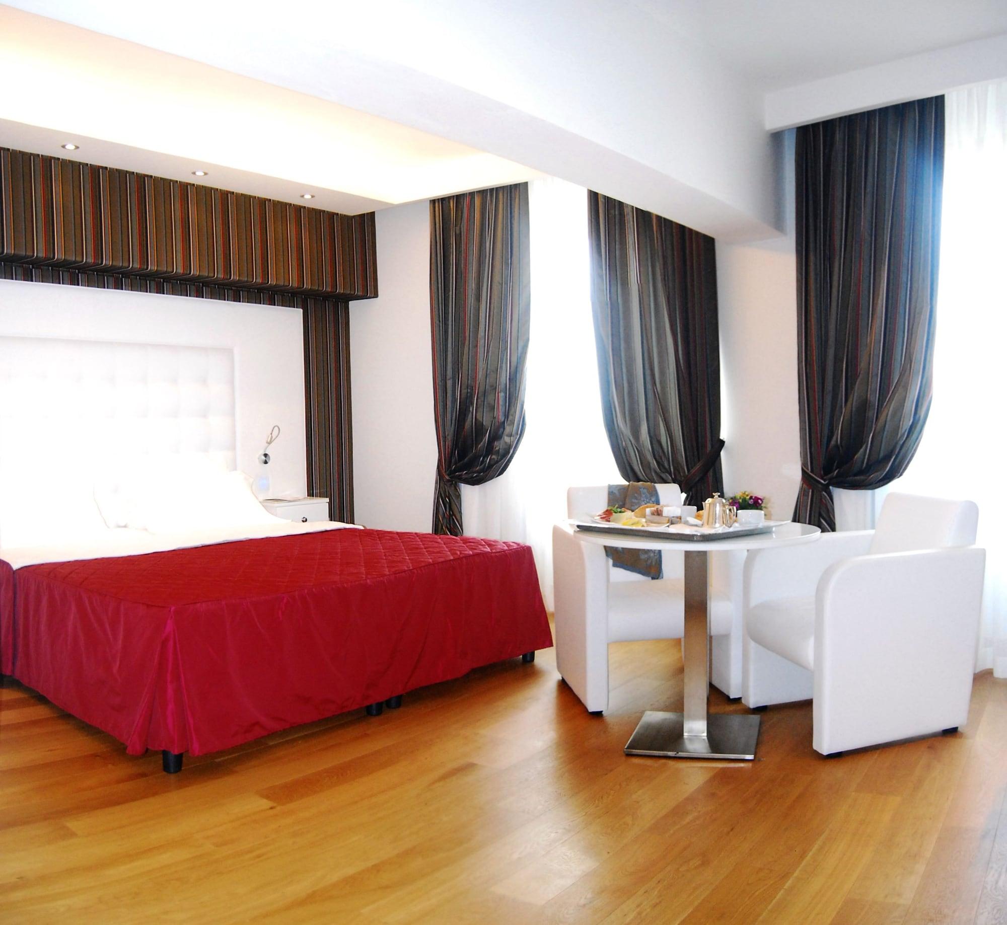 Hotel Royal Caserta Ngoại thất bức ảnh