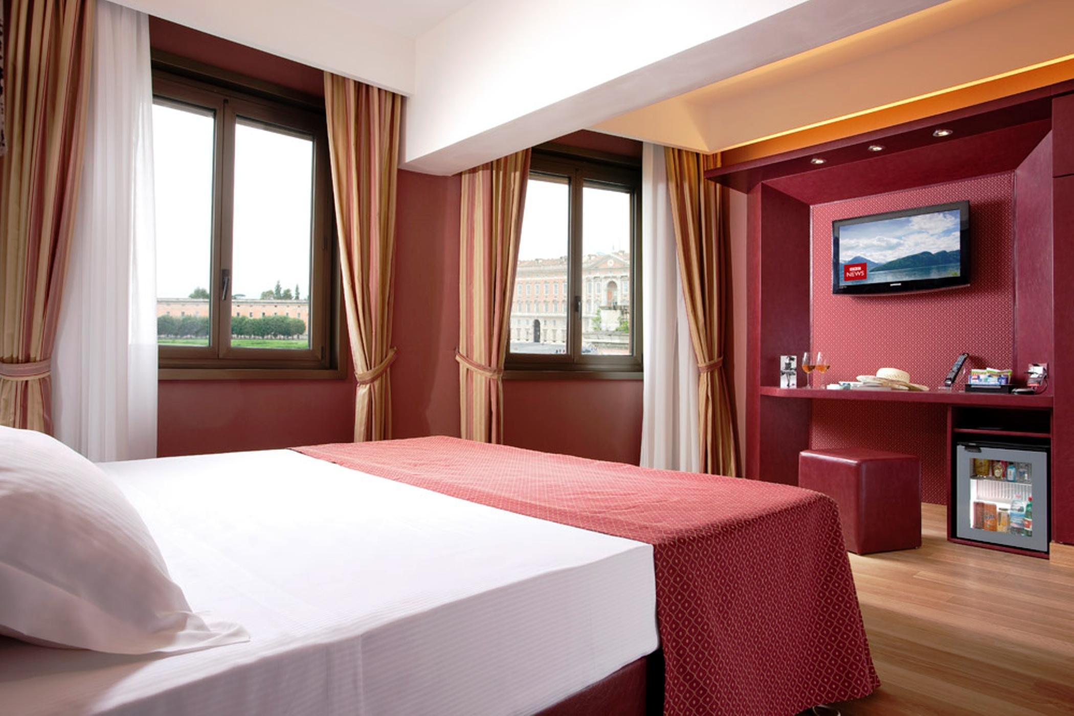 Hotel Royal Caserta Ngoại thất bức ảnh