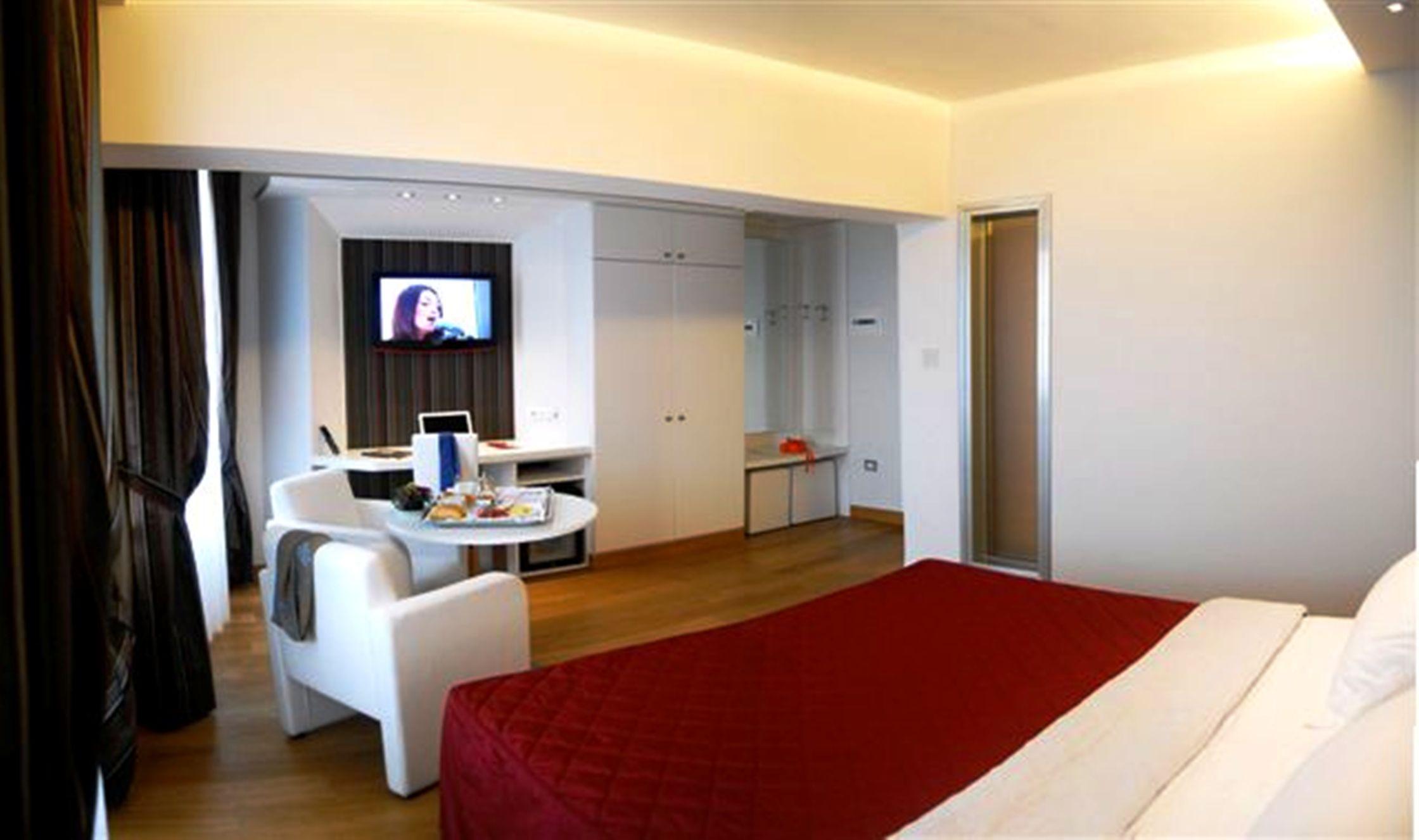 Hotel Royal Caserta Ngoại thất bức ảnh