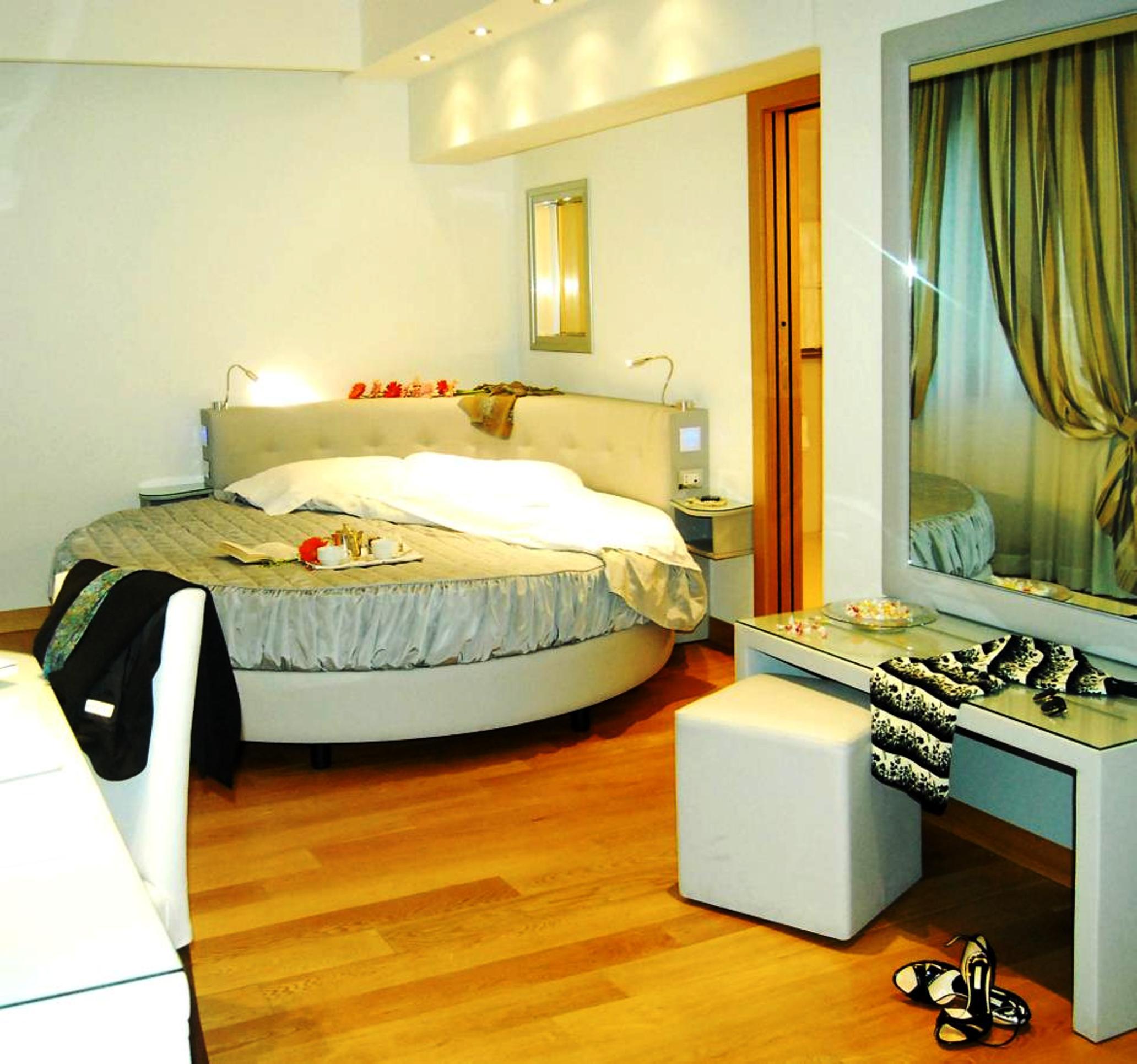 Hotel Royal Caserta Ngoại thất bức ảnh