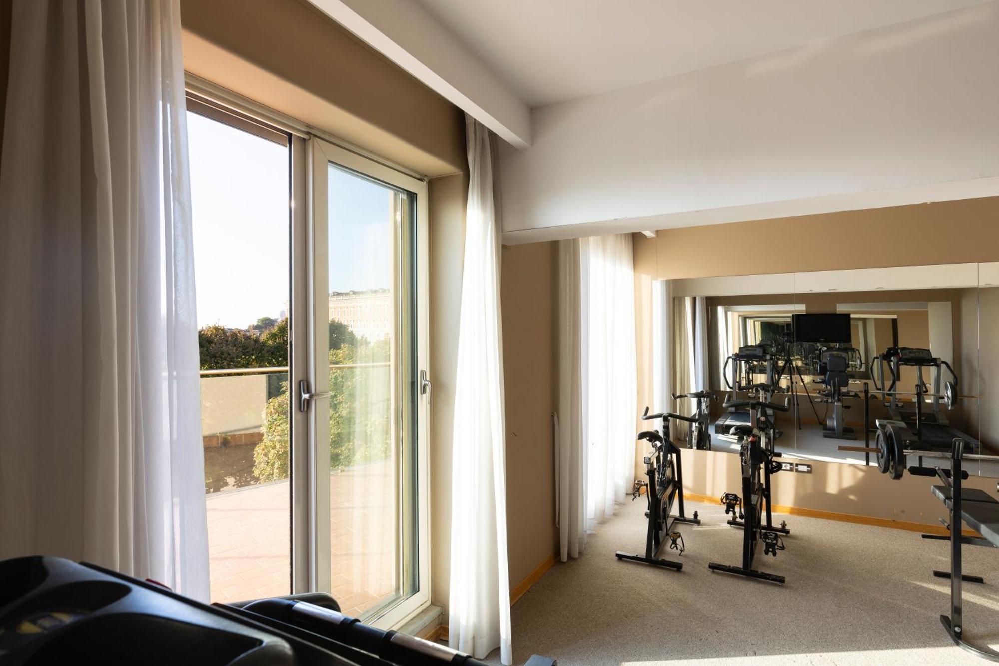 Hotel Royal Caserta Ngoại thất bức ảnh