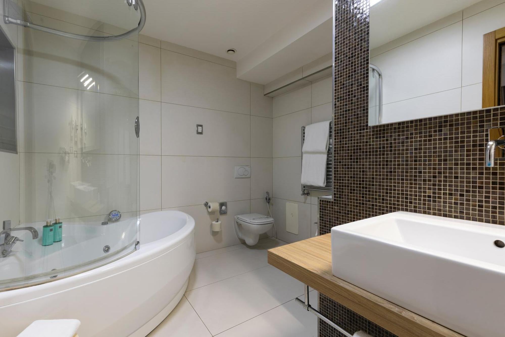 Hotel Royal Caserta Ngoại thất bức ảnh