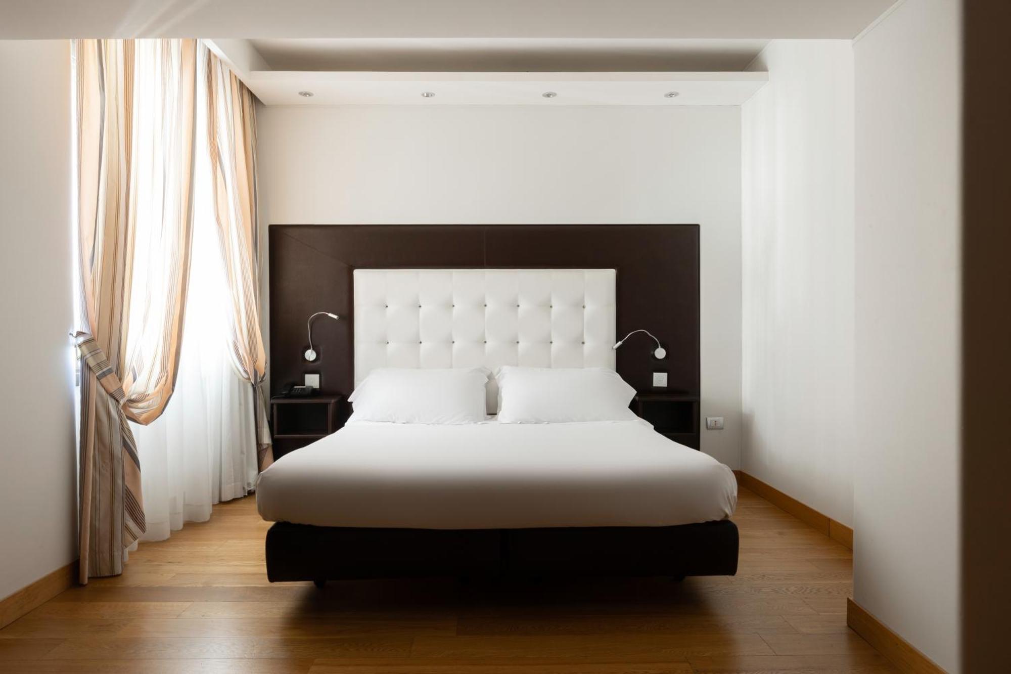 Hotel Royal Caserta Ngoại thất bức ảnh